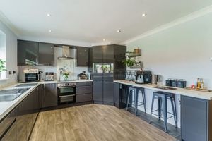 Kitchen- click for photo gallery